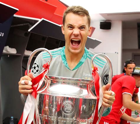 Manuel Neuer Ucl Goalkeeper Of The Season Just Keepers
