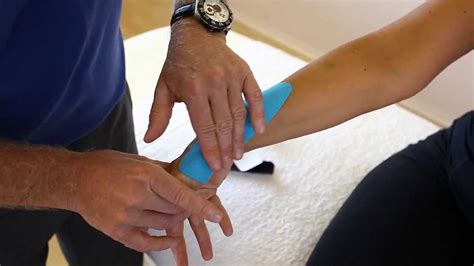 How To Apply Kinesiology Taping Tendinitis Of Wrist And Forearm Youtube