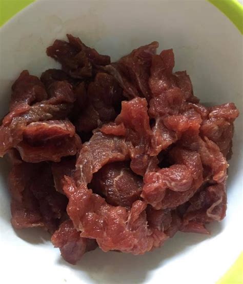 Banyak video tips viral pakai soda bikarbonat dan cuka untuk buang kerak dan karat. Masak Daging Goreng Jadi Empuk Dan Juicy, Hanya Guna Soda ...