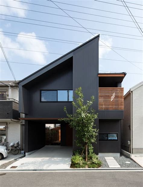 Jika kamu senang mengoleksi tanaman hias, desain rumah yang satu ini cocok bagi dirimu. 25+ Inpsirasi Terbaru Desain Rumah Minimalis Tampak Depan