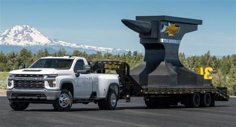 Gm To Introduce New Fully Electric Heavy Duty Trucks By 2035 Carscoops