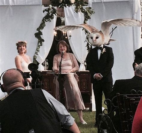 Upbeat News Embarrassing Wedding Day Moments Caught On Camera