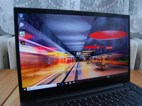 Lenovo Thinkpad P1 Review Great Display Durable Powerful Hardware