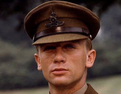 Daniel wroughton craig (born 2 march 1968) is an english actor. Daniel Craig young 2 | Daniel craig young, Daniel graig ...