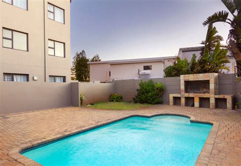 Sandy Bay 12b In Table View Cape Town