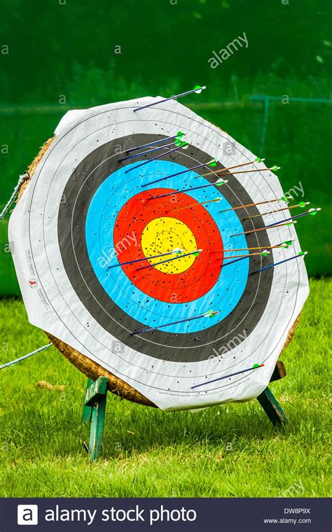 Bullseye Target Many Arrows Surrounding Hi Res Stock Photography And