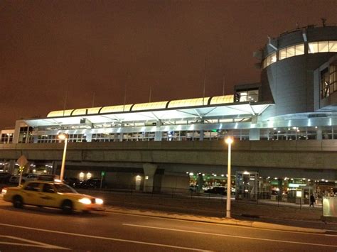 Jfk Airport Terminal 3 Closed 31 Photos And 71 Reviews Airports