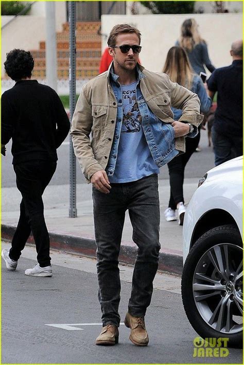 Ryan Gosling In Los Angeles 25 May 2017 Mensfashionrugged Mens Fashion Casual Mens Winter