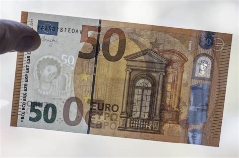 New 50 Euro Note Going Into Circulation In Europe