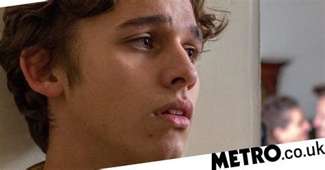 He is currently dating nicole hadlow. Emmerdale's Joe Warren Plant: Age, hometown, and what else ...