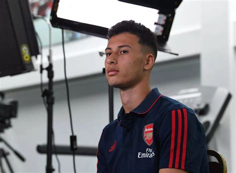 gabriel martinelli s first day as an arsenal player following €6m