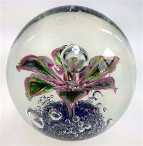 Vintage Art Glass Paper Weight Controlled Bubble Floral 3 Vintage Art Glass Glass