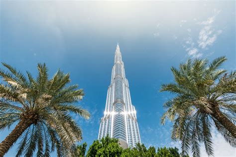 Burj Khalifa A Look At 13 Years Of The World S Tallest 1 5bn Dubai