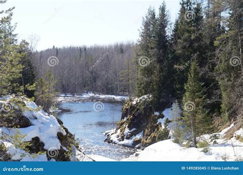 Rocky River Bank In Spring Stock Image Image Of Tourism Sunny