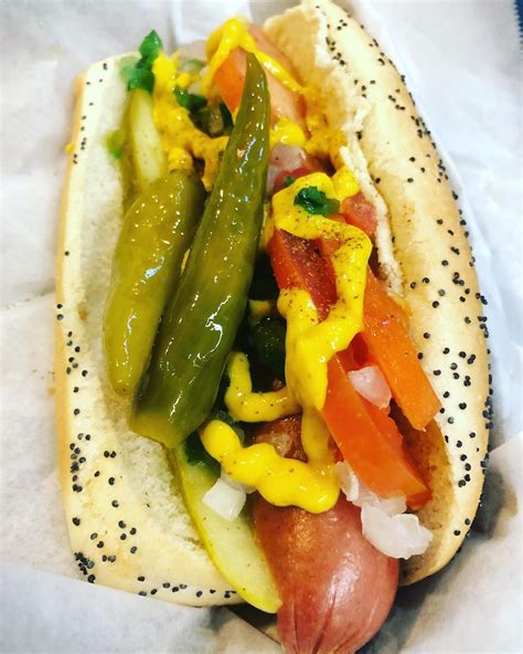 Chicago Style Hot Dogs Vienna Beef Hot Dogs History Hot Dog