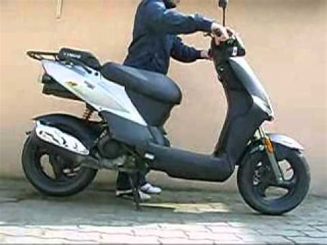 Kymco's agility 50 & agility 125 scooters were sold from 2007 to 2013 in the usa. Kymco Agility 50 4T (2008) - YouTube