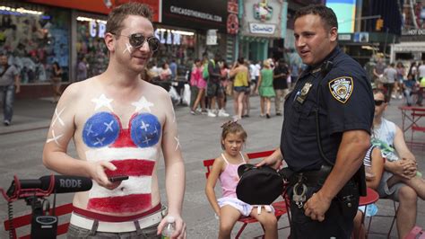 Should Topless Women Be Banned In Times Square Cnn