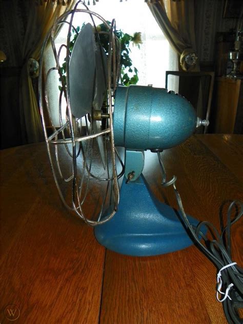 Vintage Mcgraw Electric Co Eskimo Oscillating Fan Model 1003r Nice