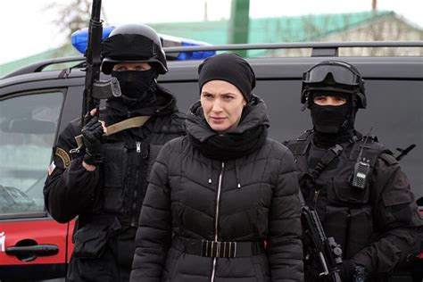 Jun 11, 2021 · на экране тютрюмов нередко играет недалёких персонажей, но в жизни он — кандидат экономических наук, успешный продюсер и преподаватель «Морозова 2 сезон» (2018) - сюжет, актеры и роли, кадры из ...