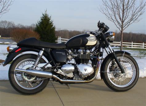 Measures aprox 12 wide, 14 high, 3 deep. on solo seats... - Page 2 - Triumph Forum: Triumph Rat ...