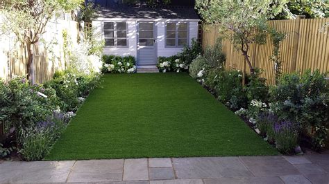 The best designs often come in small packages. Modern Low Maintenance London Garden Design | Easy garden ...