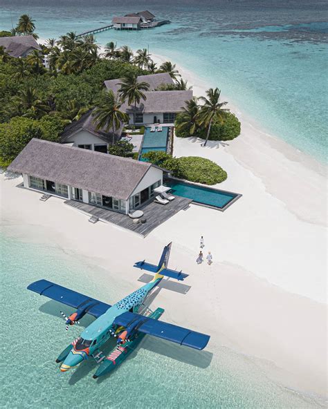 Maldives Luxury Private Island Resort Four Seasons Voavah Maldives