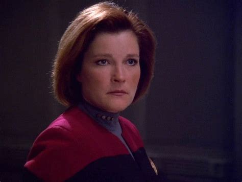 Captain Janeway Star Trek Voyager Star Trek Artwork Star Trek