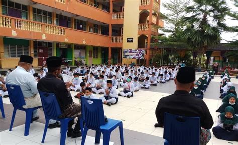 Dec 21, 2020 · misalnya sembuh dari sakit yang diderita, selamat dari bencana alam, seperti gempa, tanah longssor, kebakaran, selamat dari kecelakaan, dan lain sebagainya. Bacaan Selamat Datang : SELAMAT DATANG KE LAMAN MASJID ...