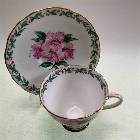 Gladstone Fine Bone China Tea Cup And Saucer Laurel Time England Ebay