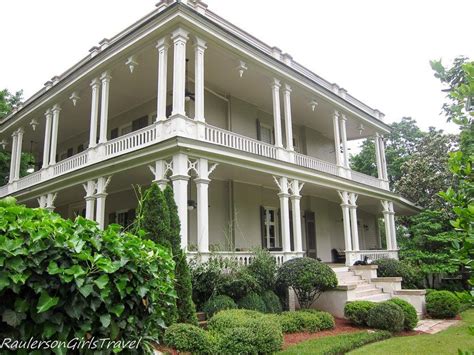 Top 3 Beautiful Things On Twickenham Historic Home Tour