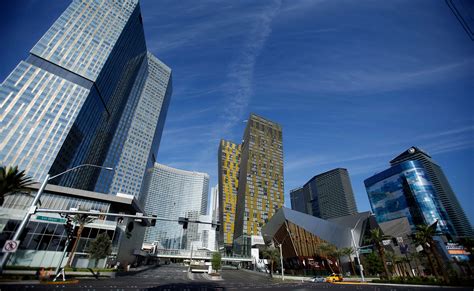 Citycenter In Las Vegas Survives A Case Of Bad Timing The New York Times