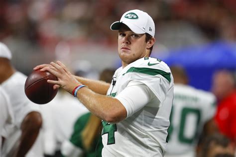The Internet Reacts To Jets Qb Sam Darnold Being Forced To Sit Out Game