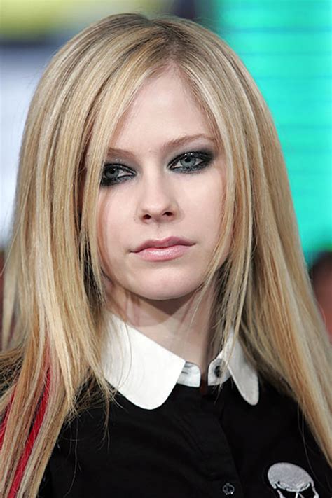 Fyi Women Have Been Wearing Eyeliner For Thousands Of Years Avril