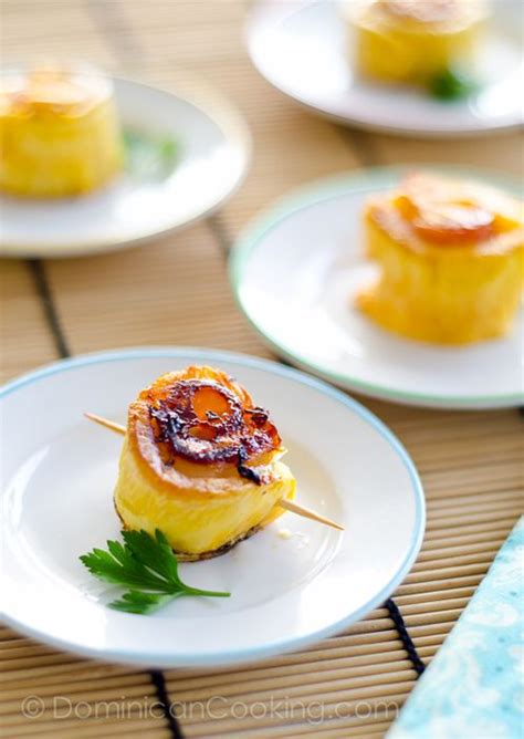 Easy and delicious pastelon de platano maduro / facil y delicioso pastelon de platano. Piononos de Plátanos Maduros - Recipe & Video (Ripe ...