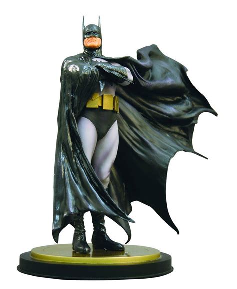Estátua Batman Dark Crusader Alex Ross Dc Direct Cg Toyshow