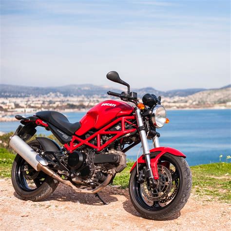 Ducati Monster 695 Motos