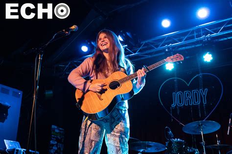 Catie Turner Joins Jordy On The Mind Games Tour In Boston Echo