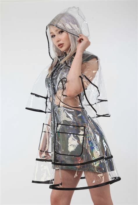 Clear PVC Rainwearおしゃれまとめの人気アイデアPinterestredactedrfpptfq ファッション