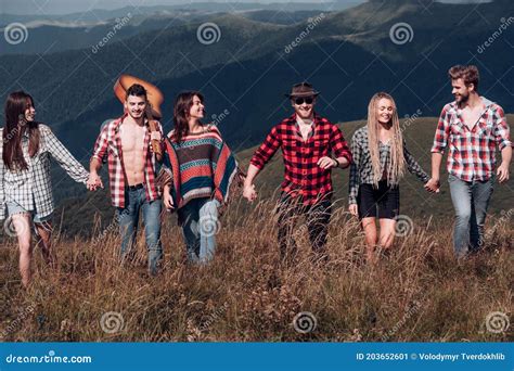 Group Of Young People Walking On Summer Nature Outdoor Groups Of