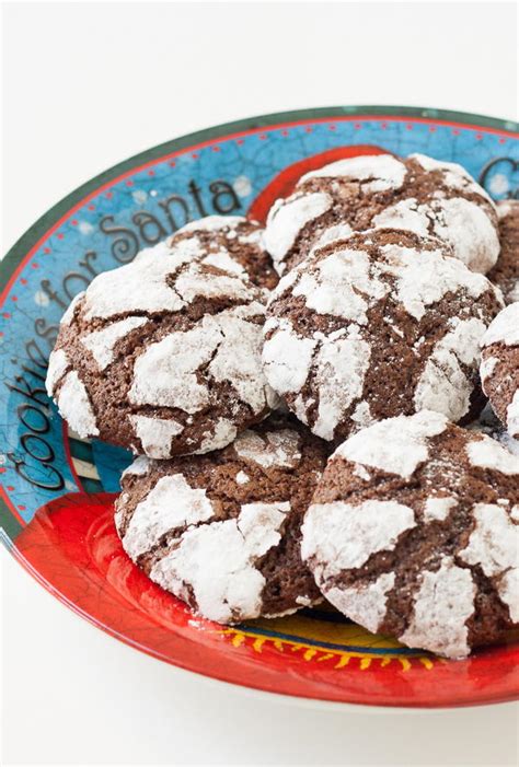 If the powdered sugar is sifted, you'll get a different measure than if it unsifted. Chewy Chocolate Crinkle Cookies | RecipeLion.com
