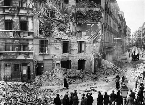 Madrid (ap) — a powerful gas explosion tore through a residential building in central madrid on wednesday, killing four people and ripping the facade off the. Map of bombed Madrid reveals a city secretly scarred ...