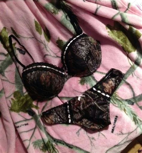 Pin By David Michael On Fashionista Camo Bra Country Outfits Country Girl Style