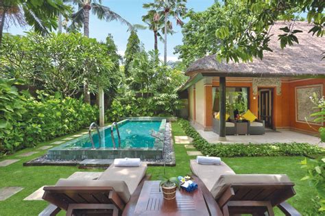 Legian is a beachfront town in south bali, north of kuta and south of seminyak. Legian Beach in Bali, Indonesië - TUI Hotel 2020