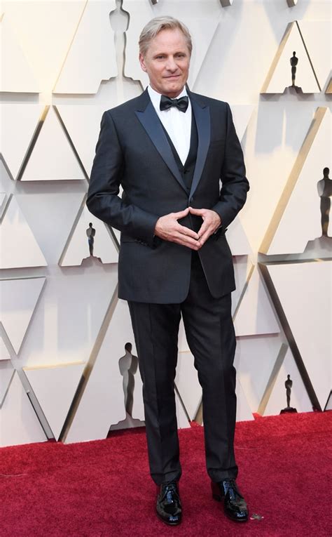 Viggo Mortensen From 2019 Oscars Red Carpet Fashion E News