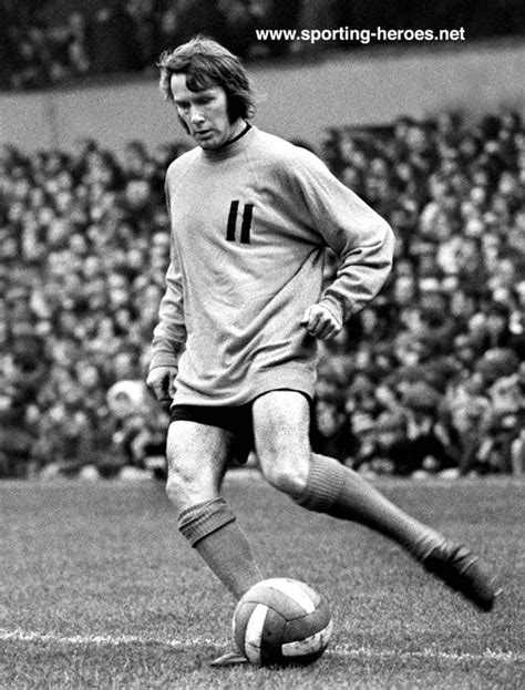 Dave Wagstaffe Biography Of His Football Career At Wolves Wolverhampton Wanderers Fc