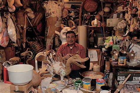 Fue el creador de las figurillas de papel maché llamadas alebrijes. DON ALEBRIJES | FELIPE LINARES MENDOZA | ANGELOUX | Flickr