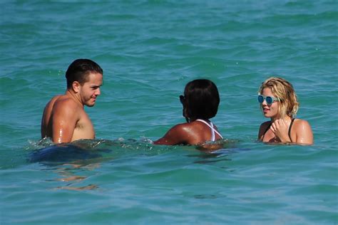 Emily Bett Rickards Wearing Tiny Green Bikini At The Beach Porn Pictures Xxx Photos Sex Images