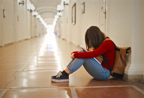 Una Chica De 17 Años Se Suicida En Galicia Por Sufrir Acoso Escolar Por