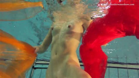 Underwater Slut Roxalana Cheh Naked