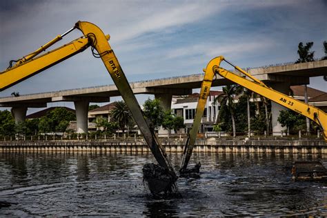 Jakarta Is Sinking So Fast, It Could End Up Underwater - Schwartzreport